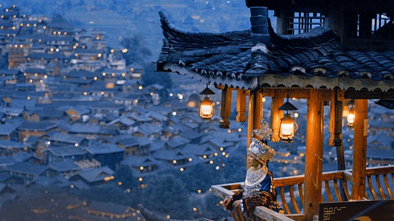 行业背景：主题酒店，个性与管理的双重挑战