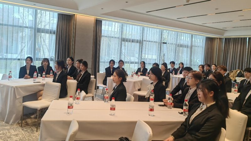 广州技校酒店管理专业：培养未来酒店行业精英的关键要素